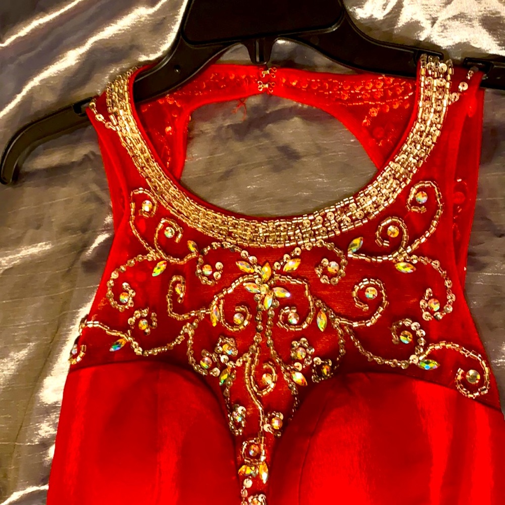 Mac Duggal red pageant/prom dress size 6 altered 4